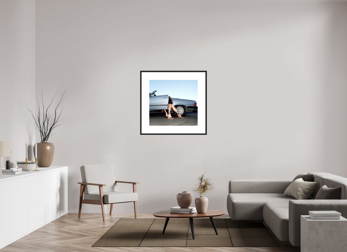 74 x 70 cm, White Wide Black Frame Lauren with Mercedes