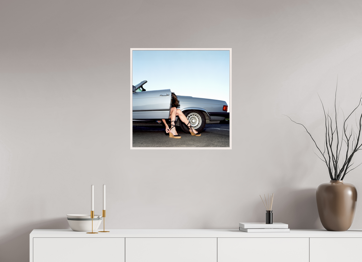 60 x 60 cm, White Oslo Laura in Mercedes